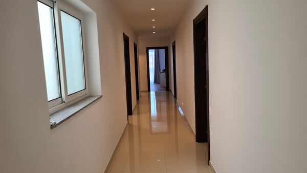 Gharghur, Luxury Furnished Apartment - Ref No 004427 - Image 4