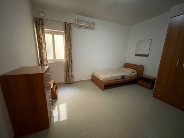 Sliema, Furnished Apartment - Ref No 004439 - Image 6