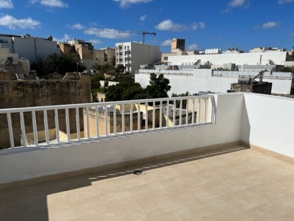 St Julians, Finished Apartment - Ref No 004521 - Image 5