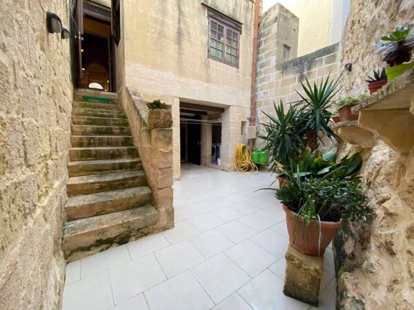 Dingli, Converted Town House - Ref No 004573 - Image 2