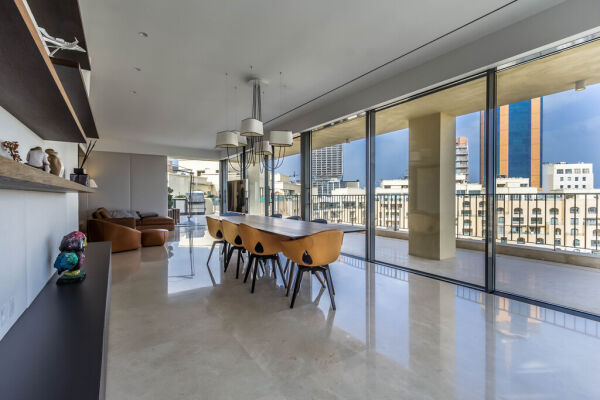 Portomaso, Luxurious Finish Penthouse - Ref No 004602 - Image 14