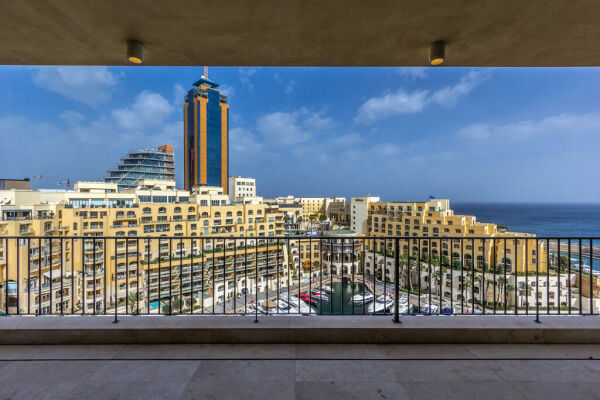 Portomaso, Luxurious Finish Penthouse - Ref No 004602 - Image 3