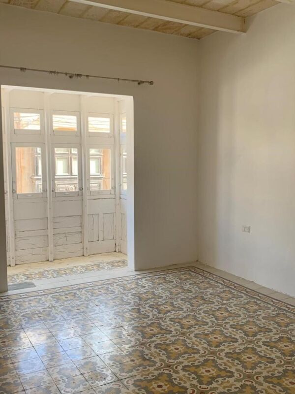 Sliema, Converted Town House - Ref No 005105 - Image 4