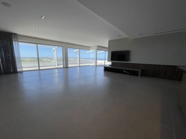 Gharghur, Luxury Furnished Penthouse - Ref No 005123 - Image 10