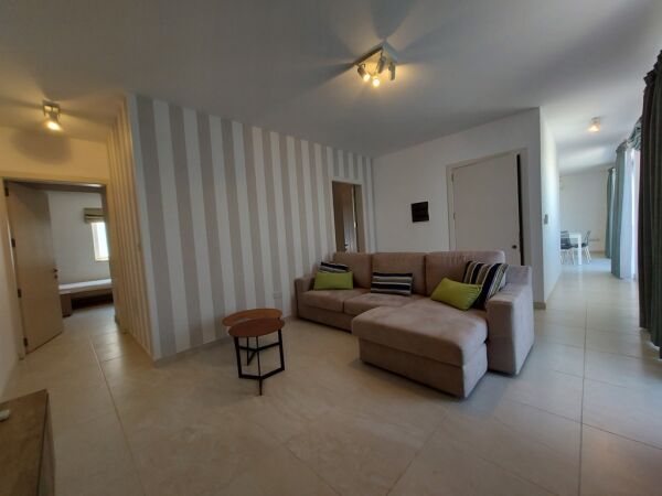 St Pauls Bay, Furnished Penthouse - Ref No 005133 - Image 4