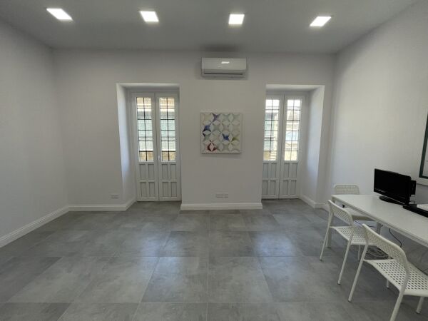 Valletta, Finished Office - Ref No 005143 - Image 7