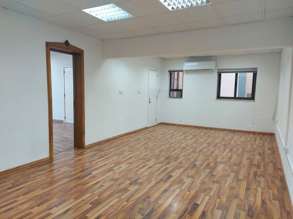 Sliema, Finished Office - Ref No 005165 - Image 4