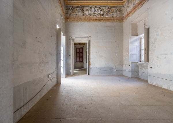 Mdina, Unconverted Palazzo - Ref No 005311 - Image 15