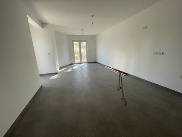 Swieqi, Finished Apartment - Ref No 005424 - Image 1
