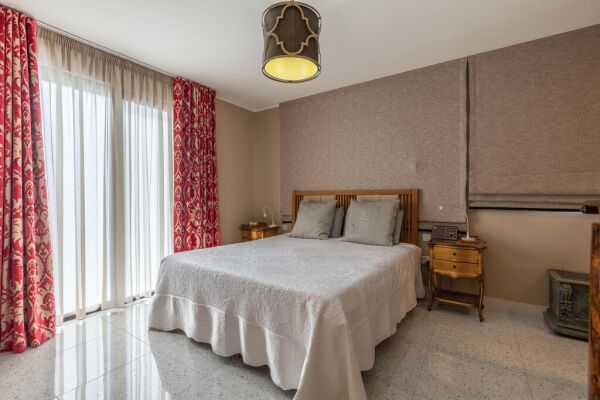 St Julians, Luxury Furnished Penthouse - Ref No 005431 - Image 13