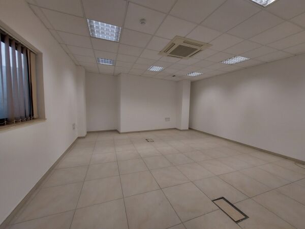 Sliema, Finished Office - Ref No 005473 - Image 2
