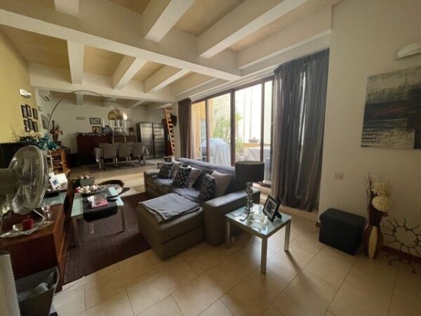 Valletta Apartment - Ref No 005477 - Image 3