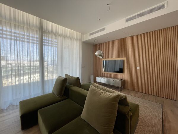 Pender Gardens, Luxury Furnished Apartment - Ref No 005682 - Image 1