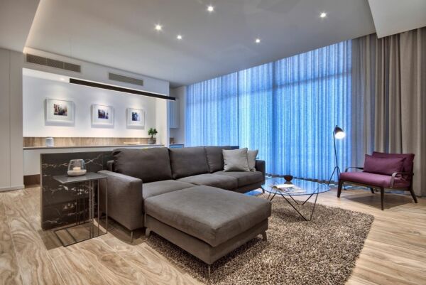 Pender Gardens, Luxury Furnished Apartment - Ref No 005684 - Image 2