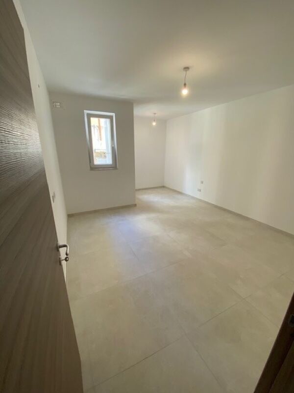 Sliema, Finished Apartment - Ref No 005824 - Image 2