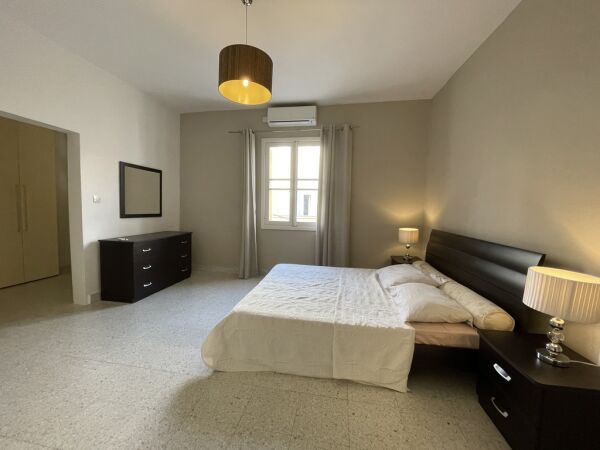 Sliema, Furnished Apartment - Ref No 005847 - Image 7