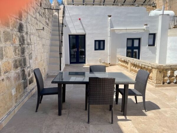 Naxxar, Converted House of Character - Ref No 005999 - Image 17