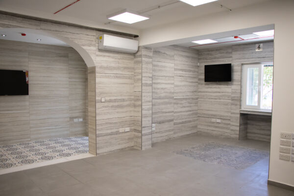 Floriana, Finished Office - Ref No 006041 - Image 3