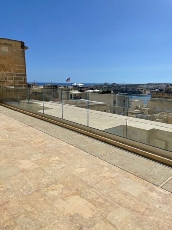 Valletta, Finished Office Block - Ref No 006147 - Image 2