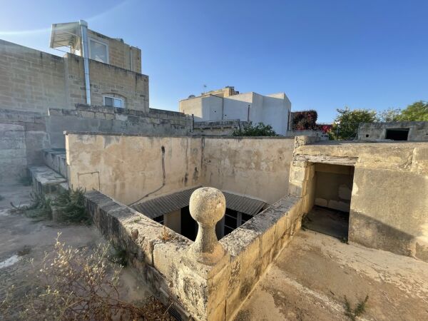 Lija, Unconverted House of Character - Ref No 006231 - Image 7
