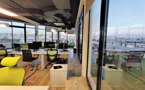 Ta’ Xbiex, Fully Equipped Office - Ref No 006289 - Image 4