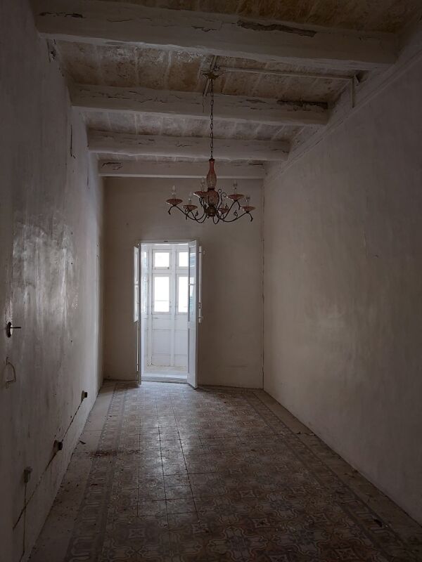 Qormi, Unconverted House of Character - Ref No 006310 - Image 1