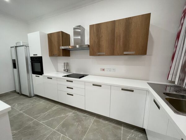 Sliema, Furnished Town House - Ref No 006325 - Image 3