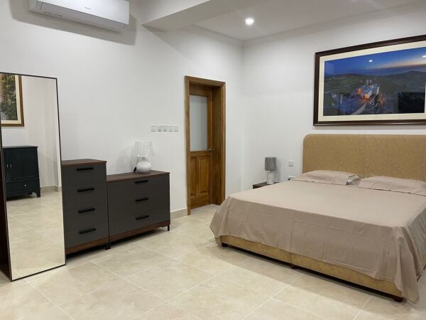 Sliema, Furnished Town House - Ref No 006325 - Image 9
