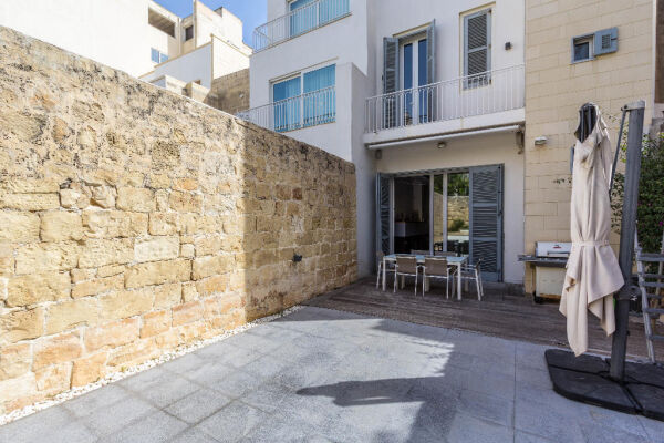 Sliema, Furnished Town House - Ref No 006326 - Image 9