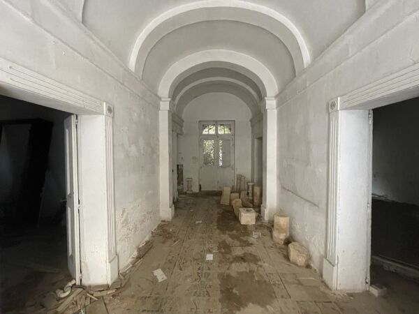 Attard, Unconverted Town House - Ref No 006336 - Image 6