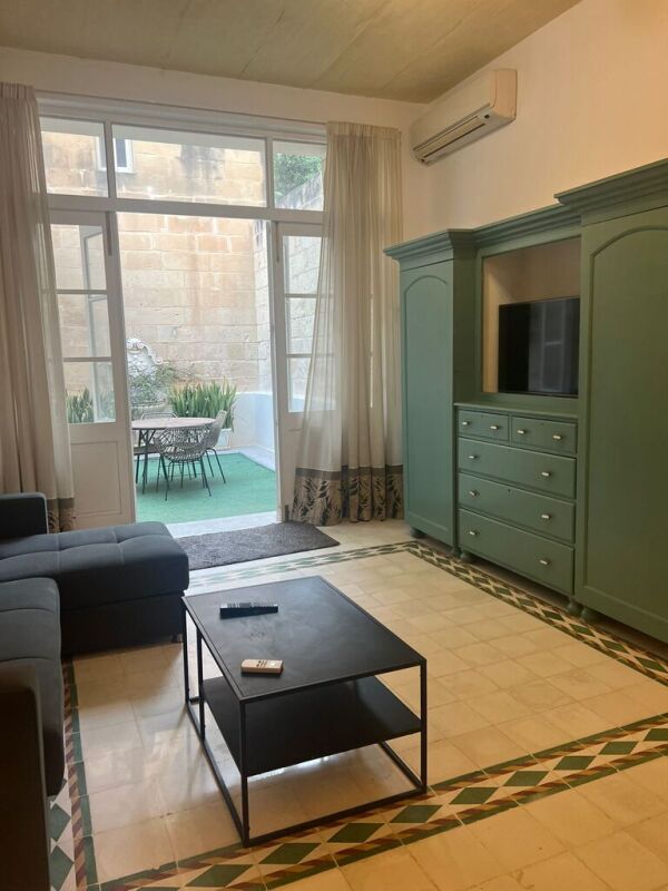 Sliema, Furnished Town House - Ref No 006529 - Image 7