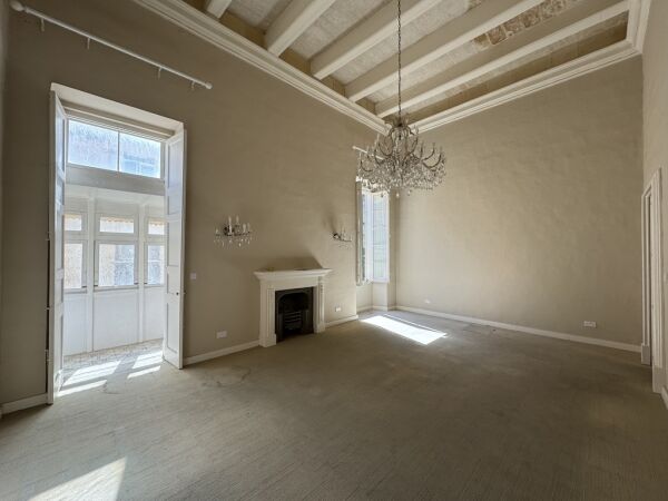 Valletta Converted Town House - Ref No 006563 - Image 5