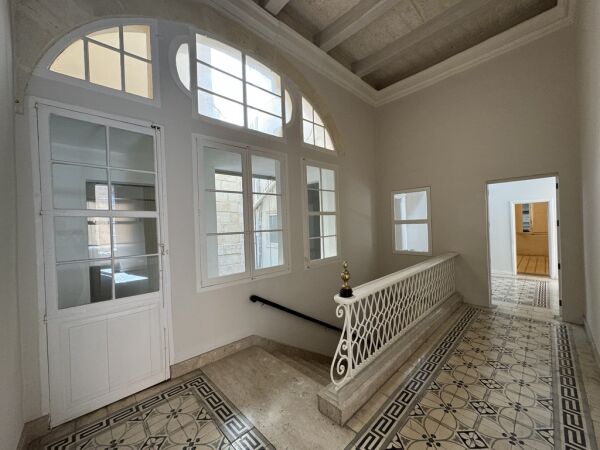 Valletta Converted Town House - Ref No 006563 - Image 8