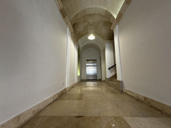Valletta Converted Town House - Ref No 006563 - Image 20