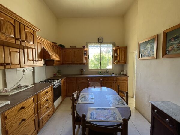Victoria (Gozo), Double Fronted Town House - Ref No 006574 - Image 5