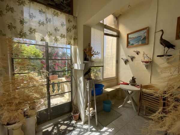 Victoria (Gozo), Double Fronted Town House - Ref No 006574 - Image 7
