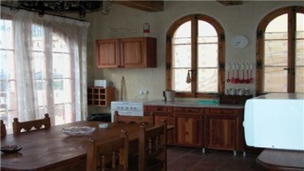 Xaghra (Gozo), Charming House of Character - Ref No 006649 - Image 8