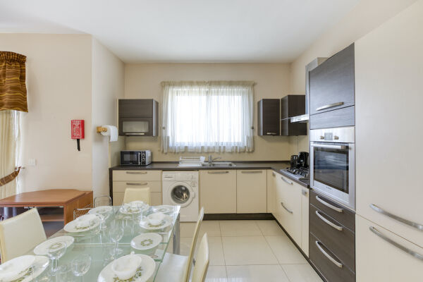 Mosta, Furnished Apartment - Ref No 006754 - Image 8