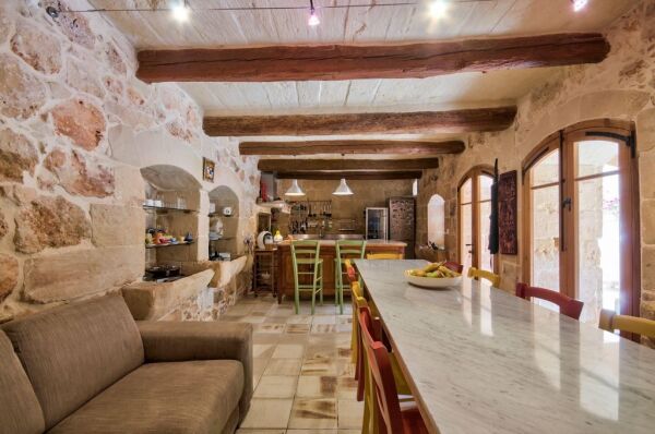 Dingli, Converted House of Character - Ref No 006975 - Image 11