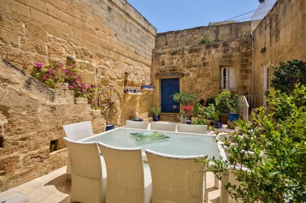 Dingli, Converted House of Character - Ref No 006975 - Image 5