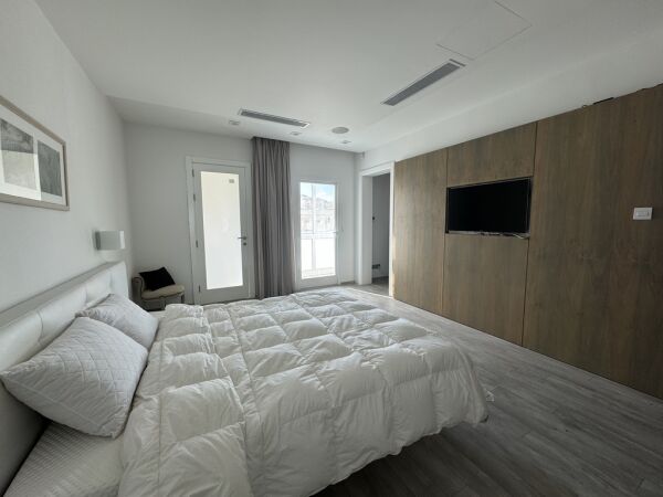 Sliema Furnished Apartment - Ref No 006995 - Image 9
