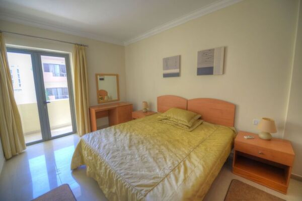 Sliema Seafront Apartment - Ref No 007031 - Image 6
