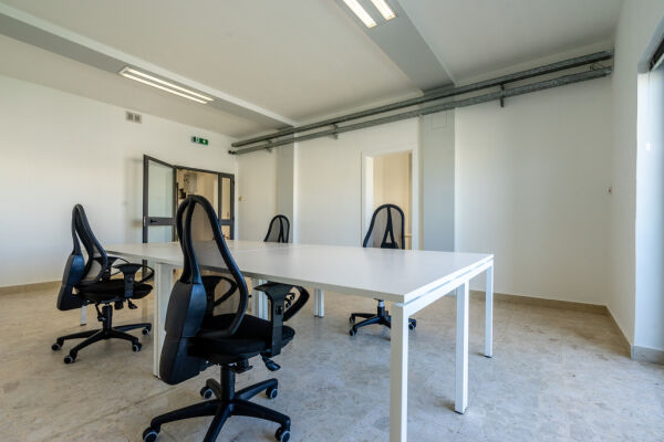 Pieta Fully Equipped Office - Ref No 007033 - Image 4