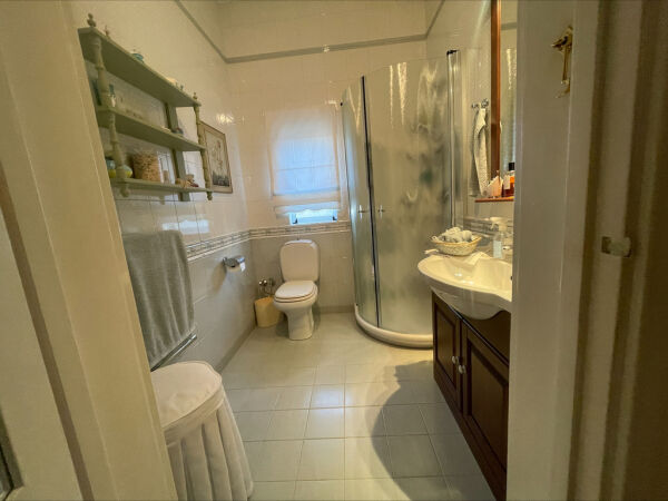 Sliema Furnished Town House - Ref No 007115 - Image 9