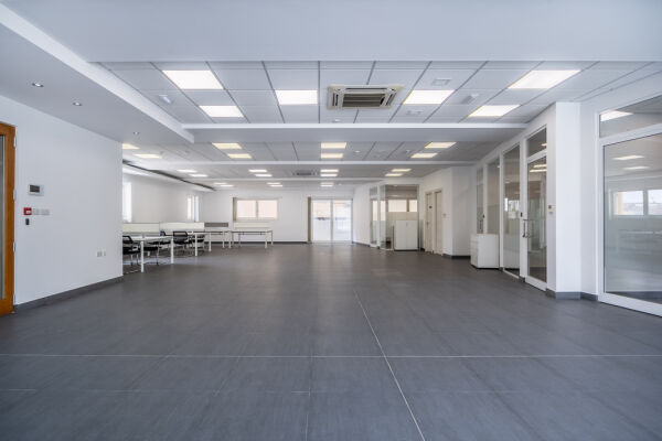 Sliema Finished Office - Ref No 007169 - Image 3
