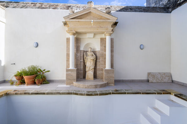 Naxxar Converted Town House - Ref No 007191 - Image 13