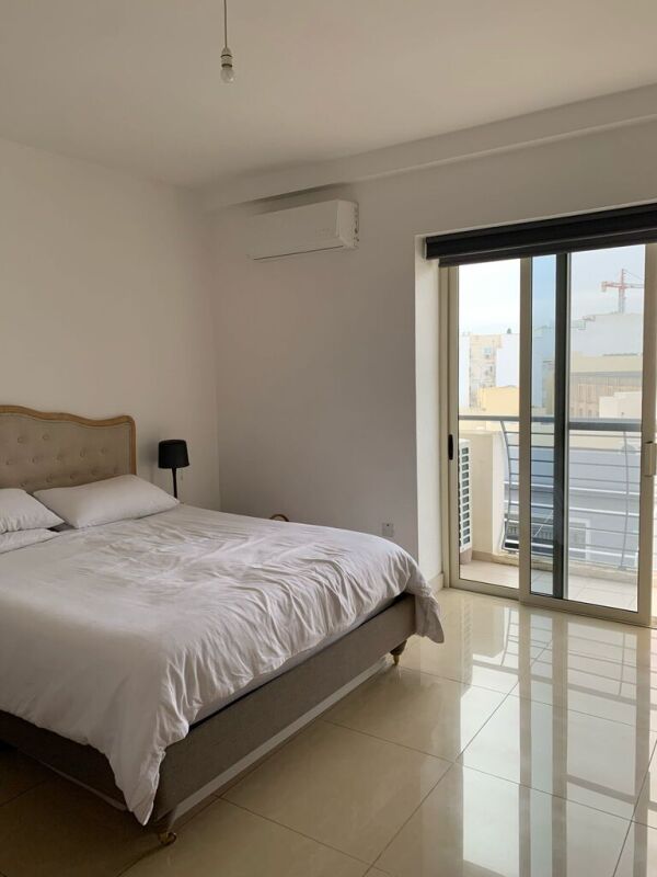 Gzira Furnished Apartment - Ref No 007348 - Image 5