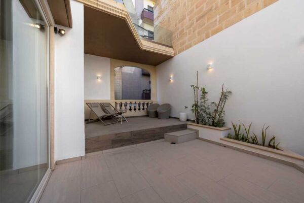 Sliema Furnished Town House - Ref No 007433 - Image 1