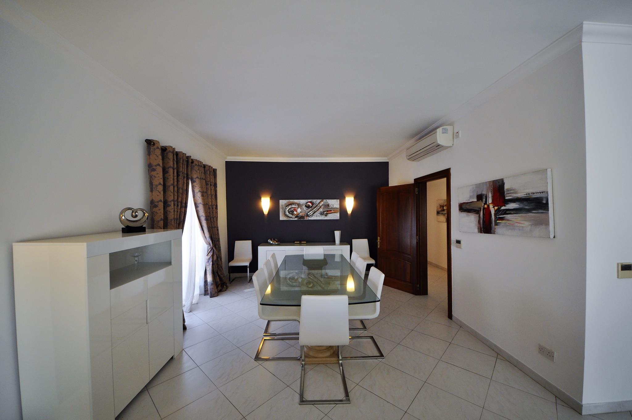 Sliema Apartment - Ref No 000750 - Image 6