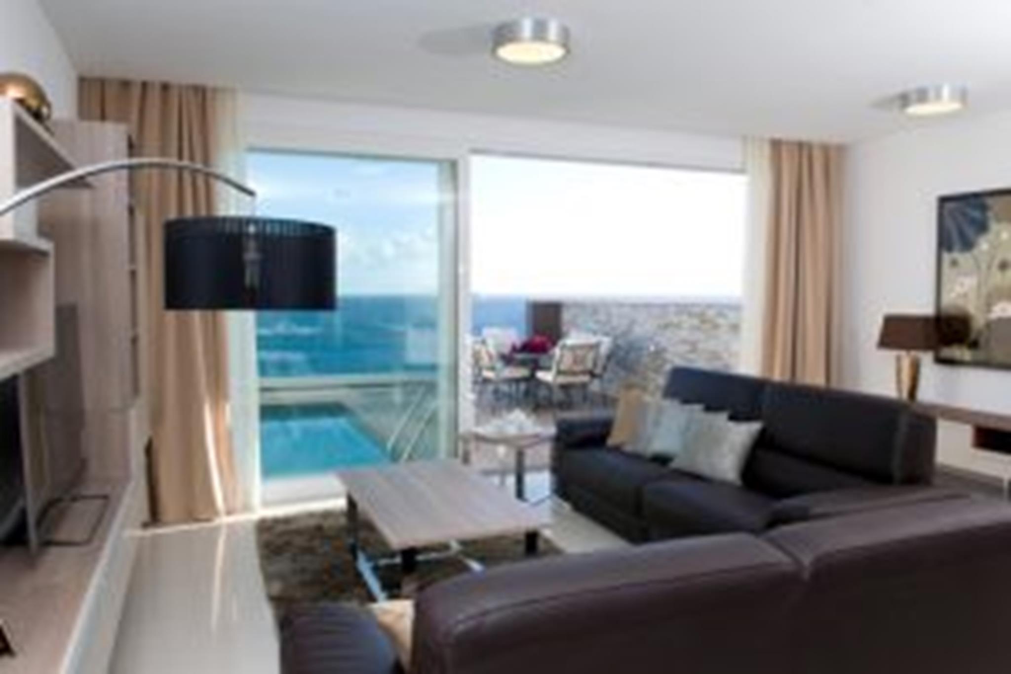 Sliema, Luxury Furnished Penthouse - Ref No 001321 - Image 3